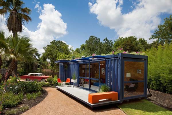 container-guest-house-013