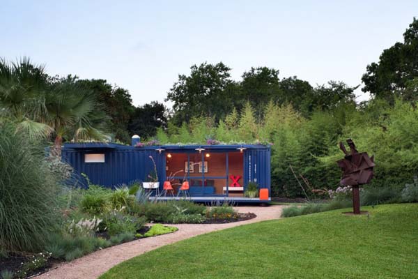 container-guest-house-023