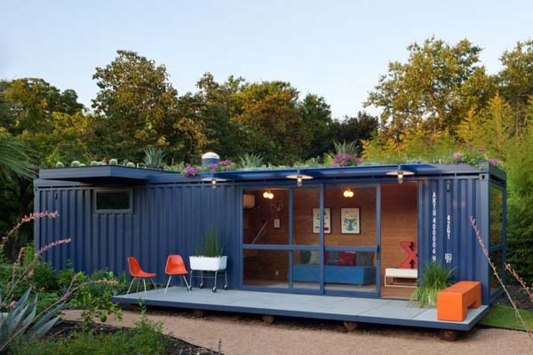 container-guest-house-024