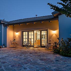 contemporary-family-house-007