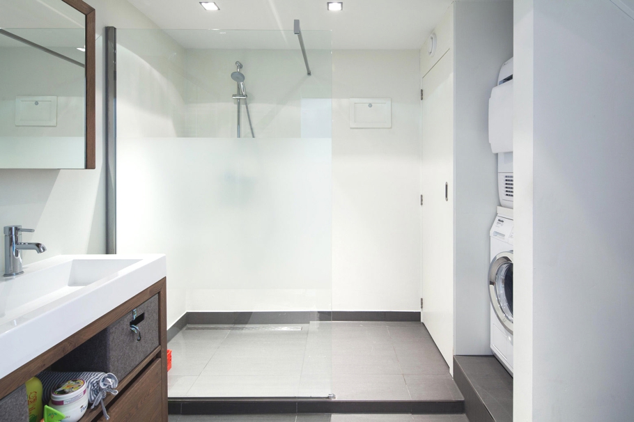 contemporary-houseboat-design-001