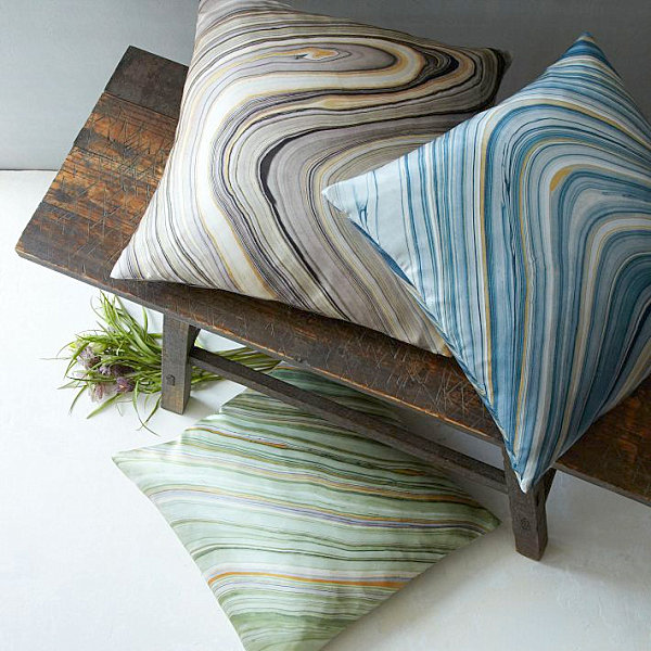 creative-statement-pillow-006