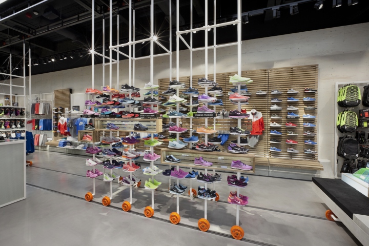 crosstown-running-nike-store-003