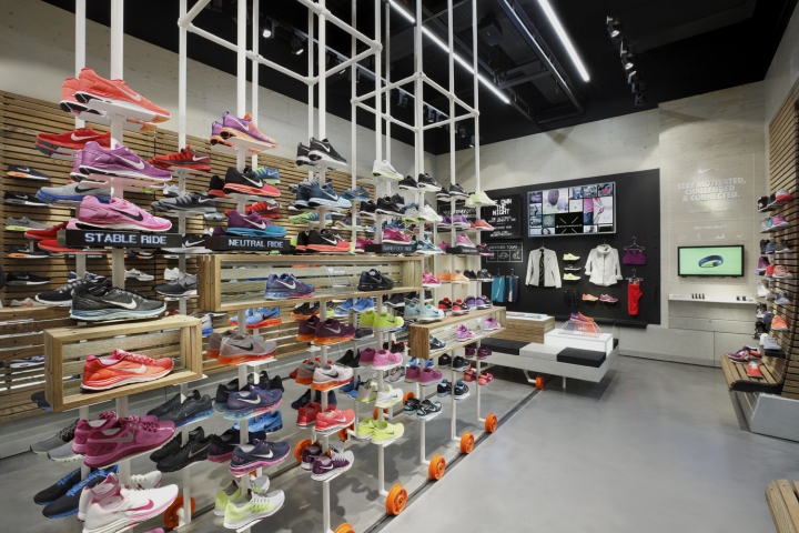 crosstown-running-nike-store-005