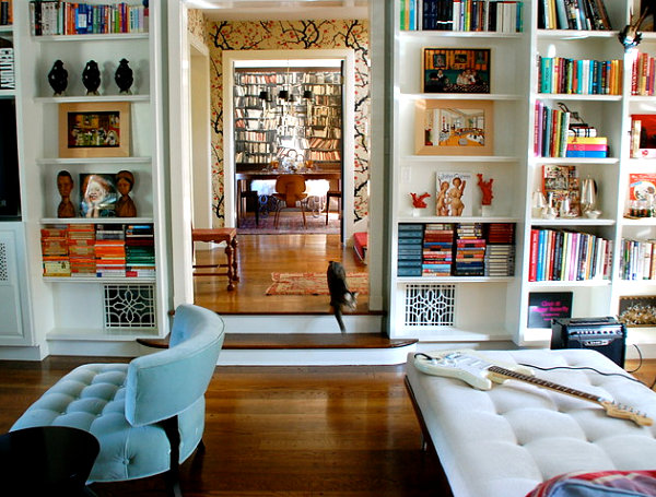 decorate-a-bookshelf-011