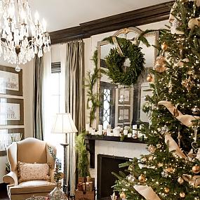 decorated-christmas-tree-10