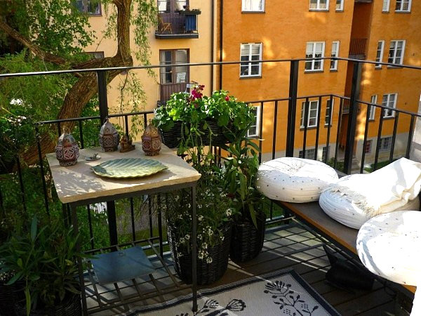 decorating-a-small-balcony-009
