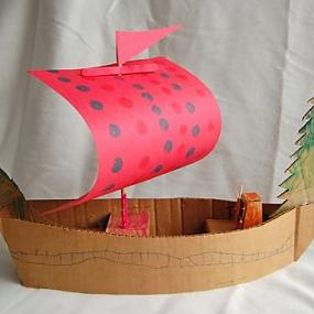 diy-cardboard-boats-03