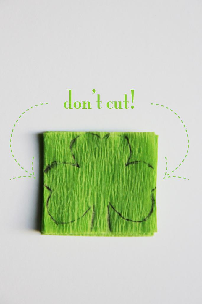 diy-green-shamrock-garland-12