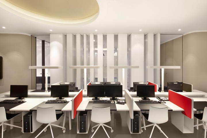 eb-group-showroom-004