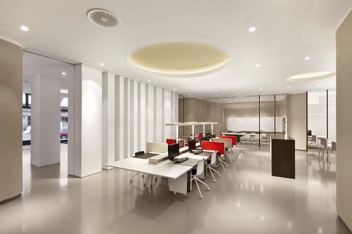 eb-group-showroom-006