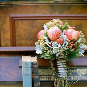 fall-wedding-bouquets-00-03