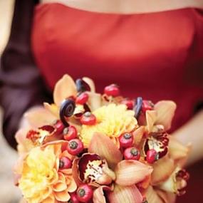 fall-wedding-bouquets-01