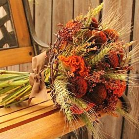 fall-wedding-bouquets-06