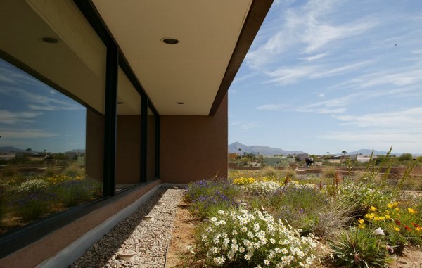 green-design-riverfront-residence-005