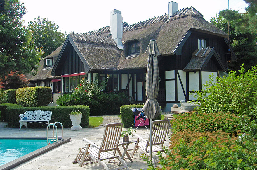inspiring-home-in-kullavik-sweden-01