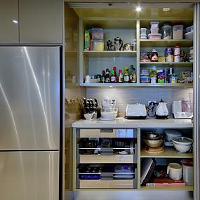 kitchen-storage-pantry-004