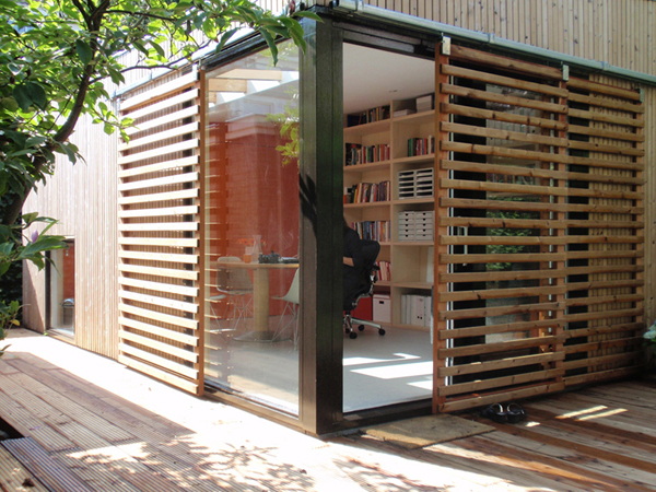 office-and-guest-house-in-a-modern-garden-pavilion-001