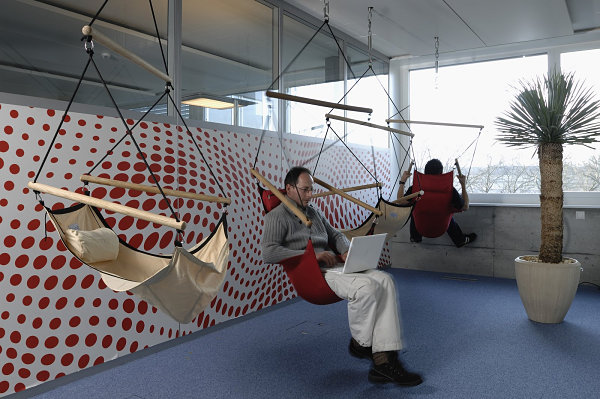 office-spaces-cubicles-009