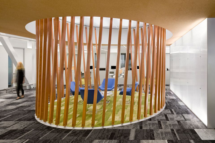 offices-of-tech-companies-90