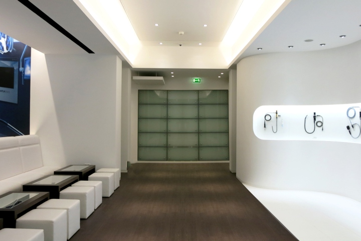 olympus-showroom-006