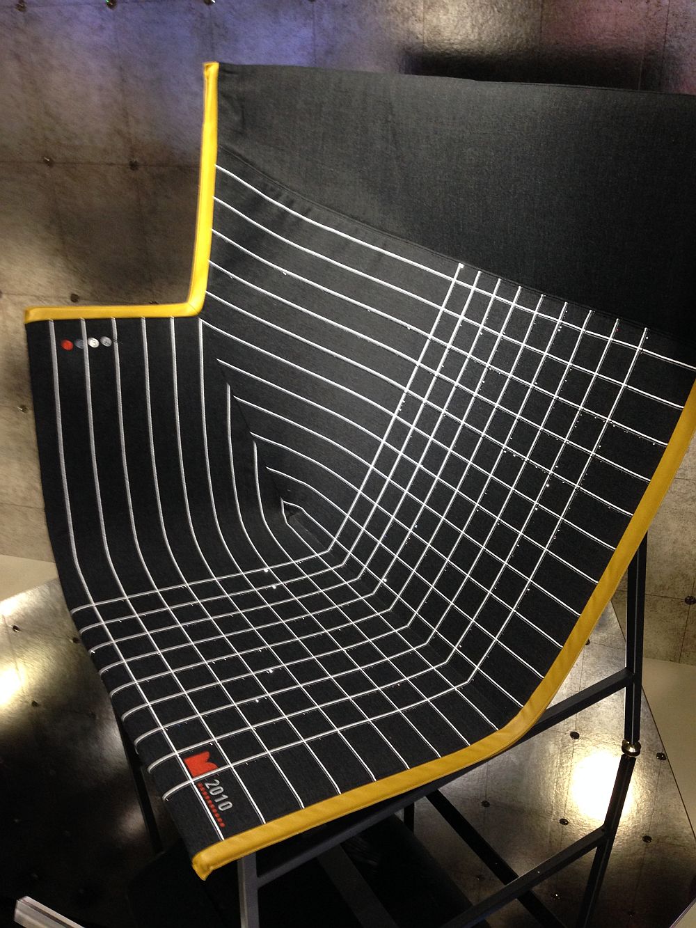 paper-planes-armchair-swarovski-003