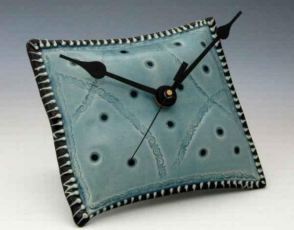 pillow shaped ceramic wall clock-001