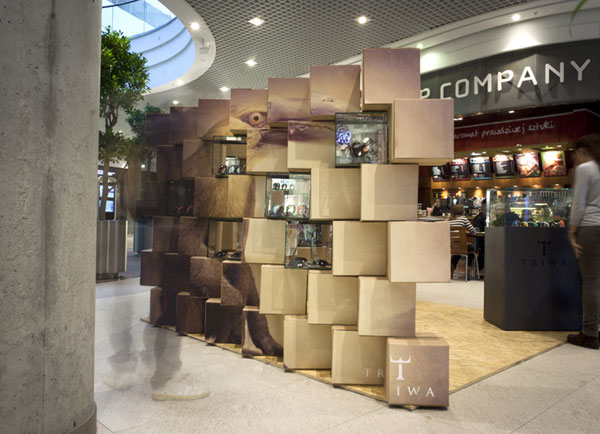 pop-up-store-made-with-carton-boxes-008
