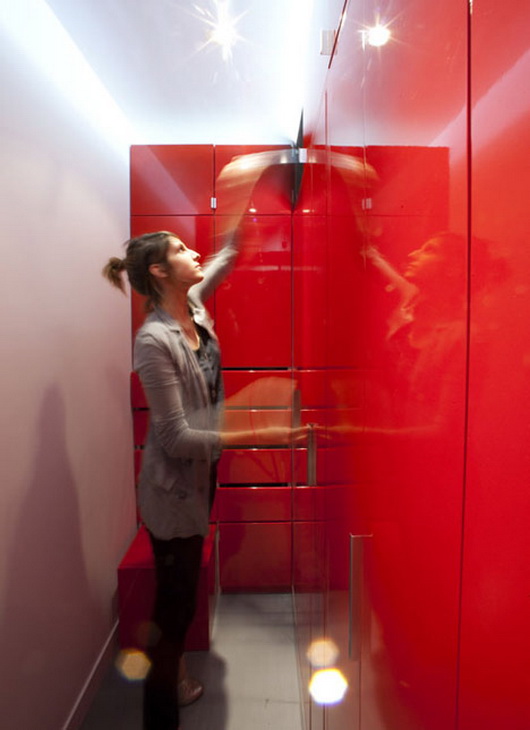 red-nest-bed-and-office-001