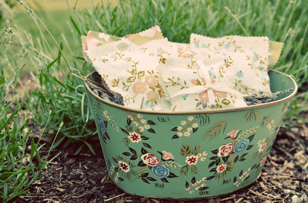 sachets-with-vintage-fabric-08