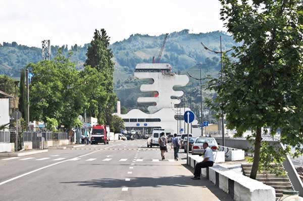 sarpi-border-checkpoint-006
