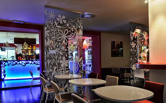 scarlett-cafe-restaurant-design-003