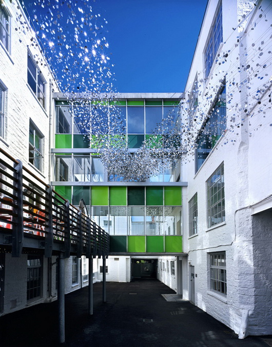 surreal-architectural-art-installation-005