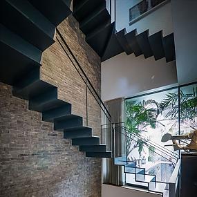 v-house-008
