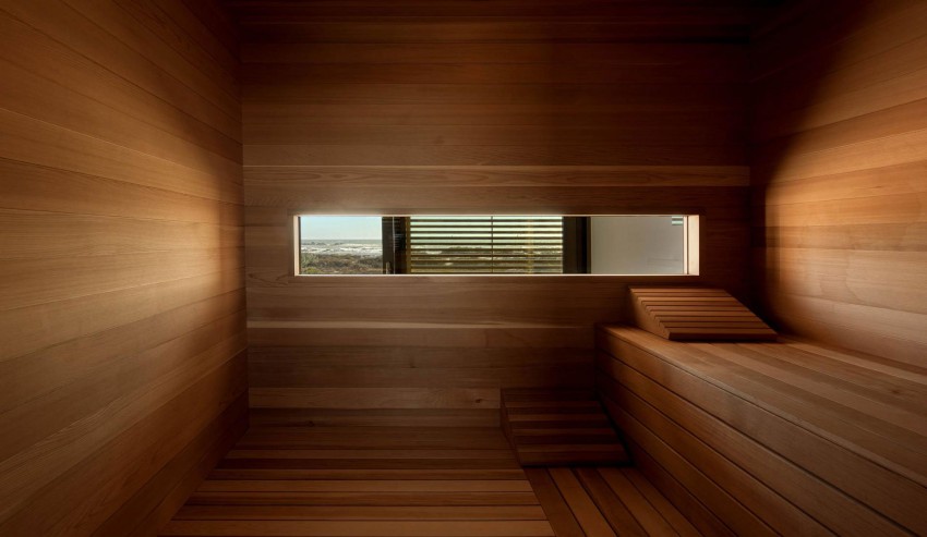 Деревянная сауна частной резиденции Waters Edge Beach House