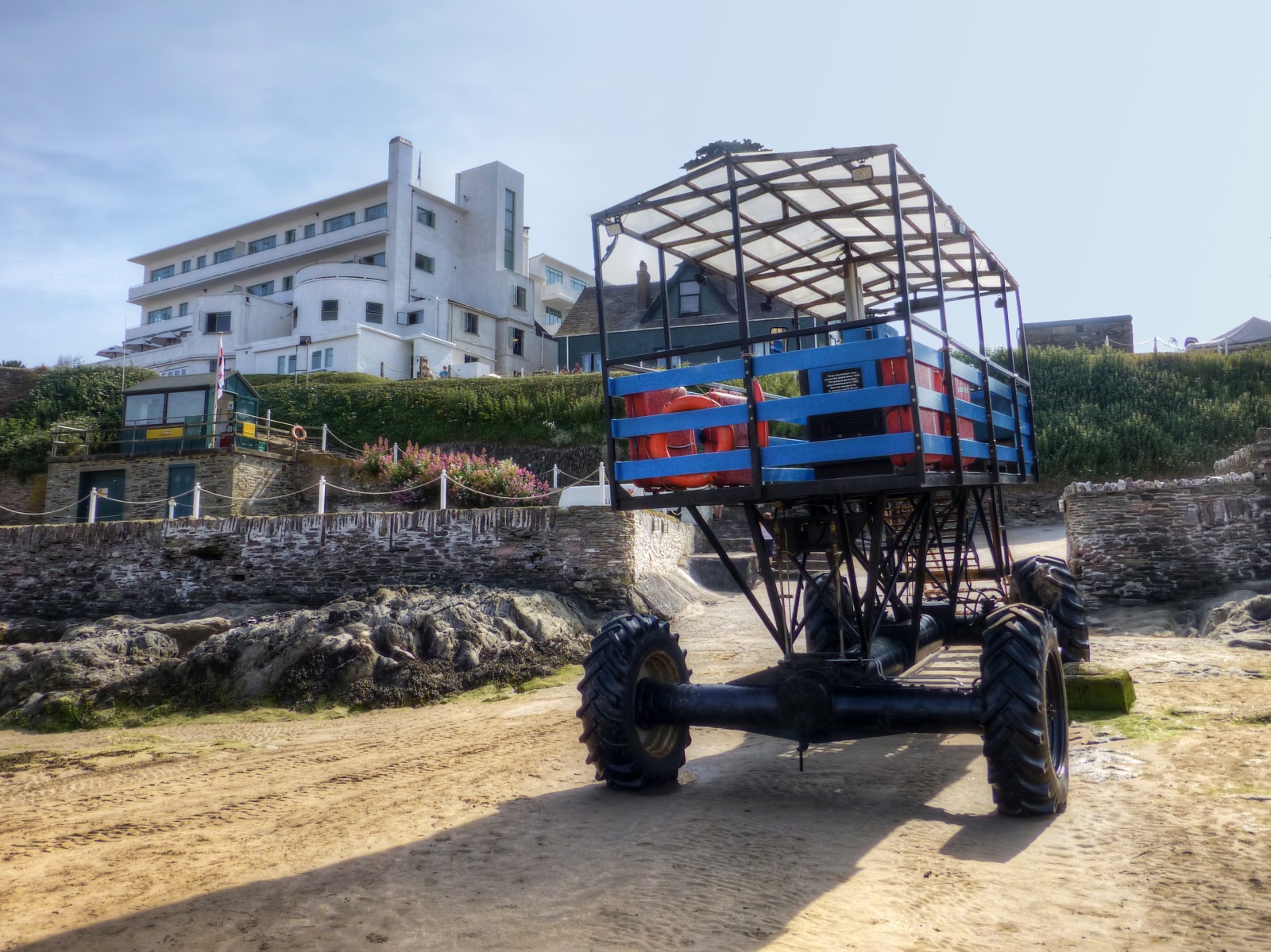 Интерьер отеля Burgh Island Hotel