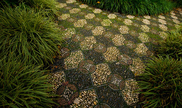 garden-pebble-paths-04