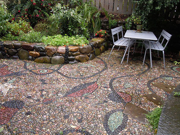 garden-pebble-paths-16