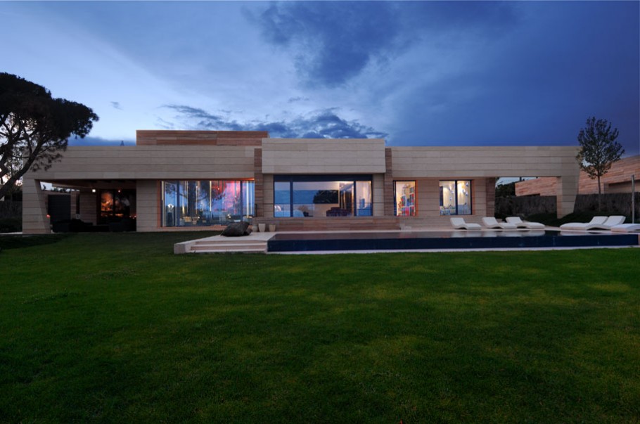 luxury-spanish-property-by-a-cero-architects