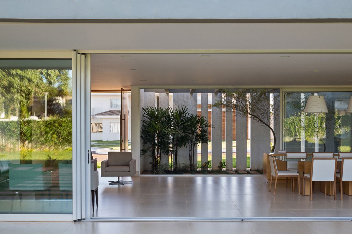 residencia-lk-by-estudio-mrgb-04