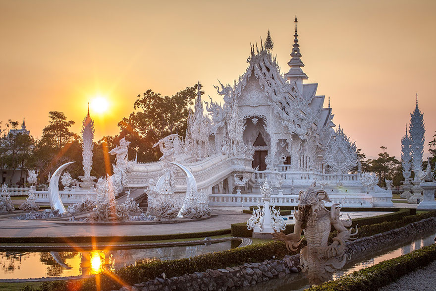white-temple-thailand-02