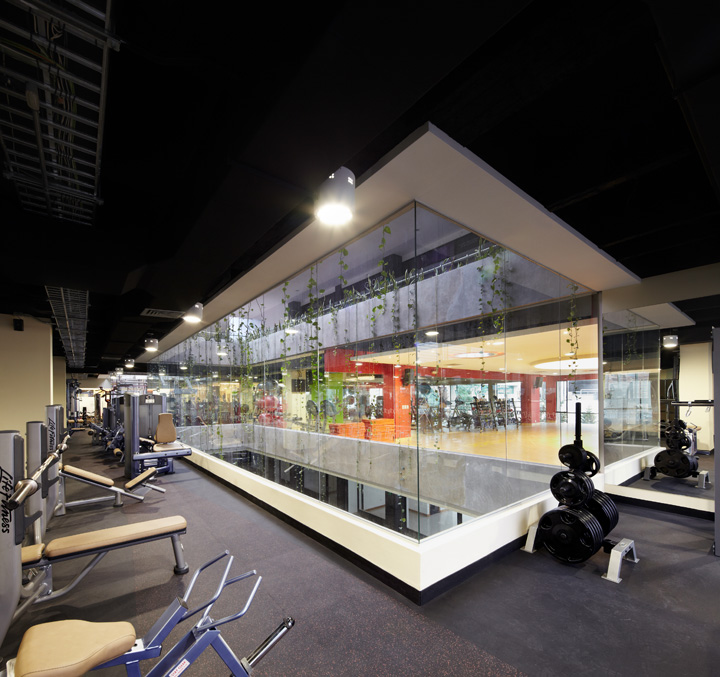 Bodytech-Rio-Sur-by-Arquint-Colombia-Medellin