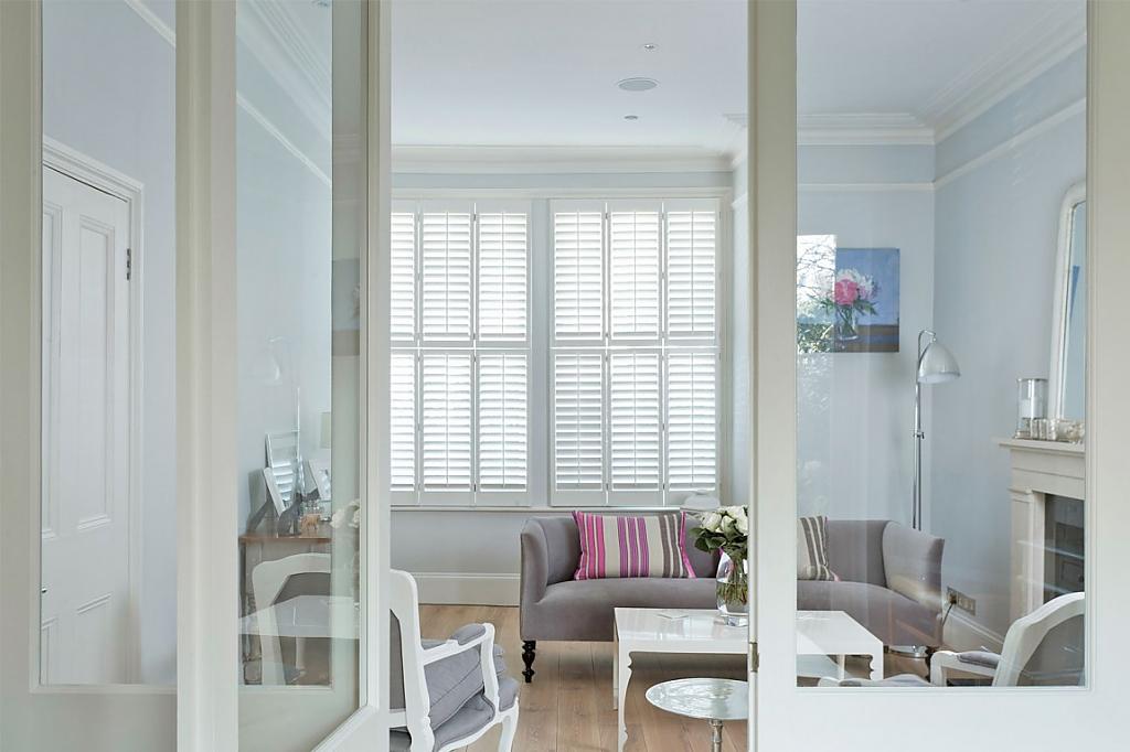 a-crisp-white-home-18