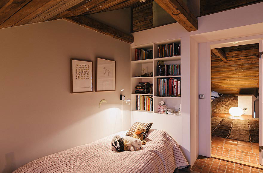 stunning-apartment-in-norrmalm-21