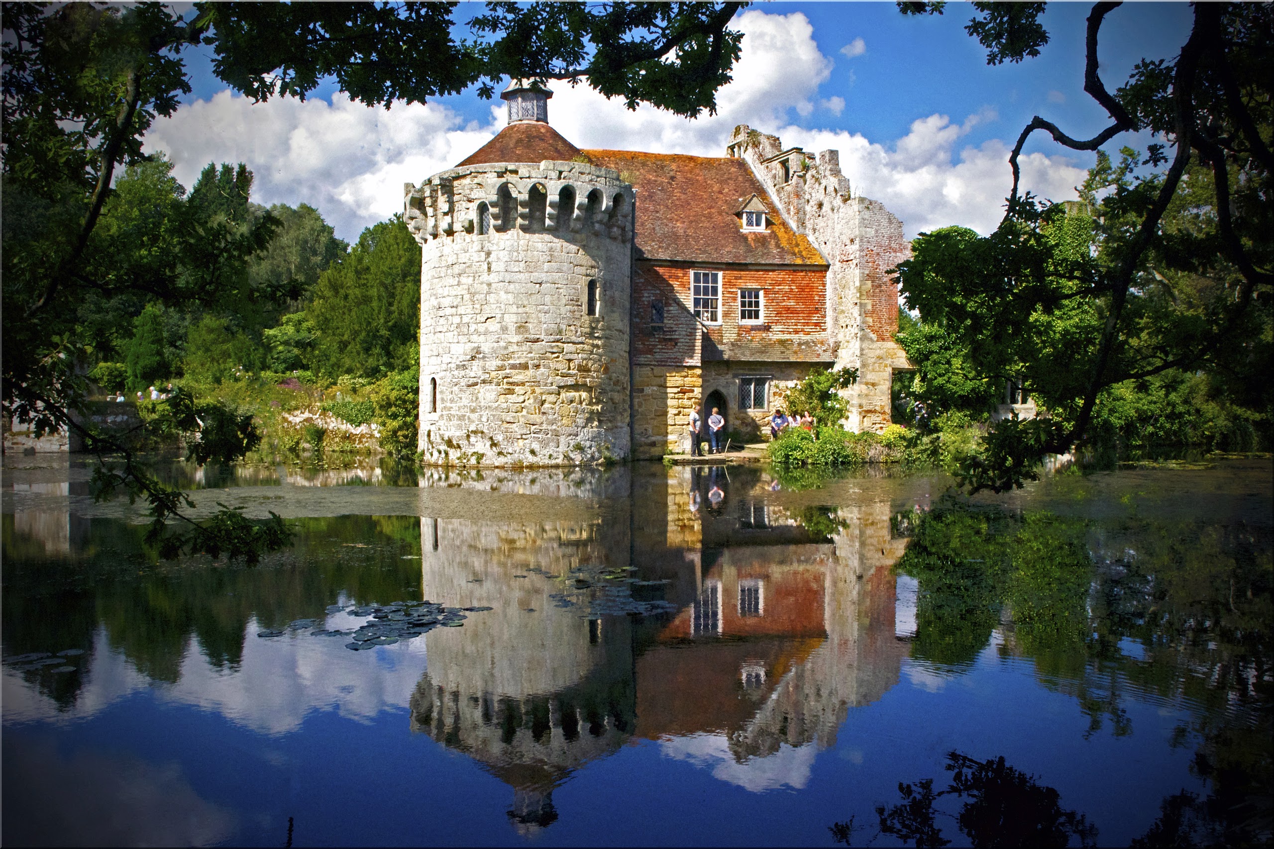 photo-public-and-historical-557