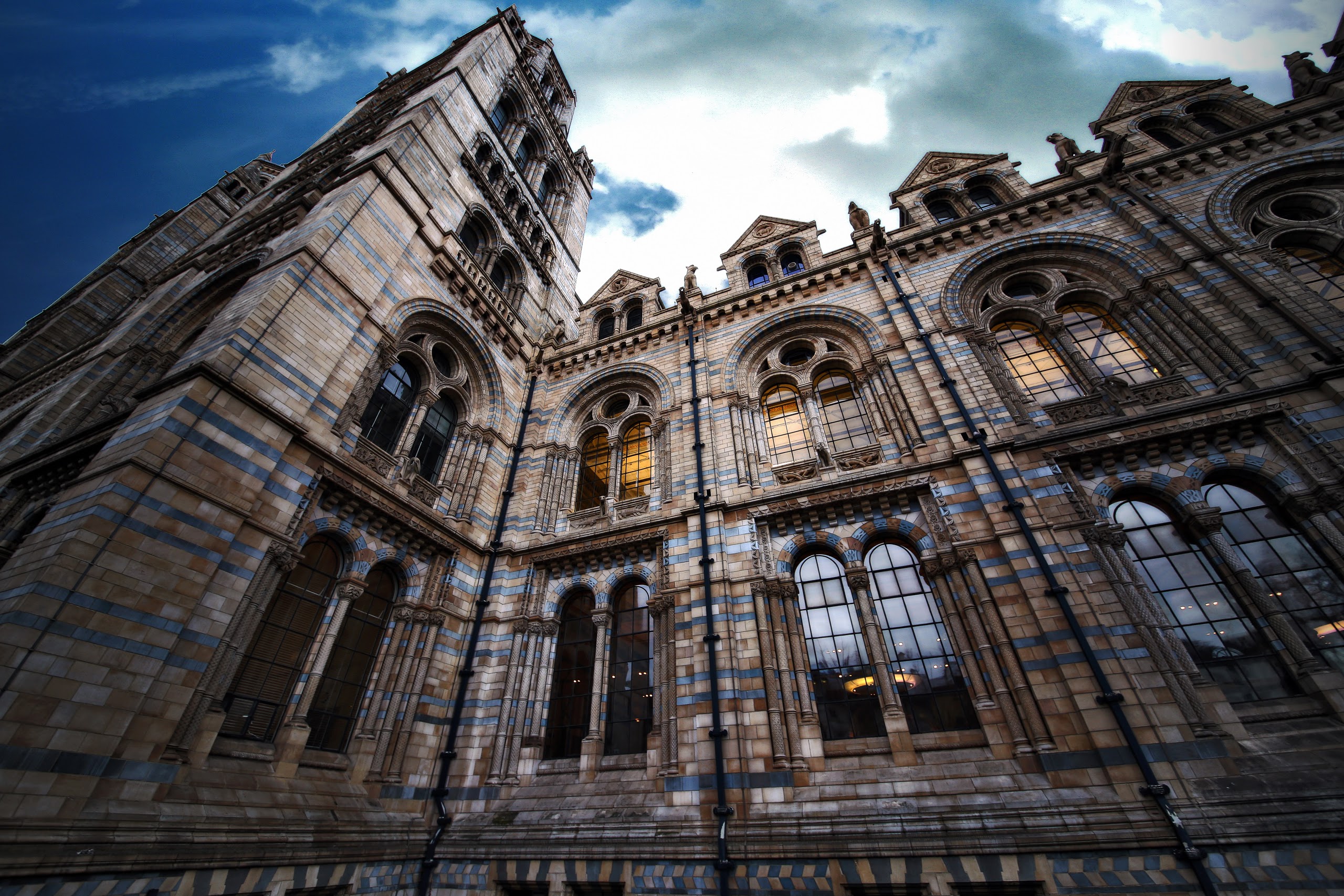 photo-public-and-historical-749