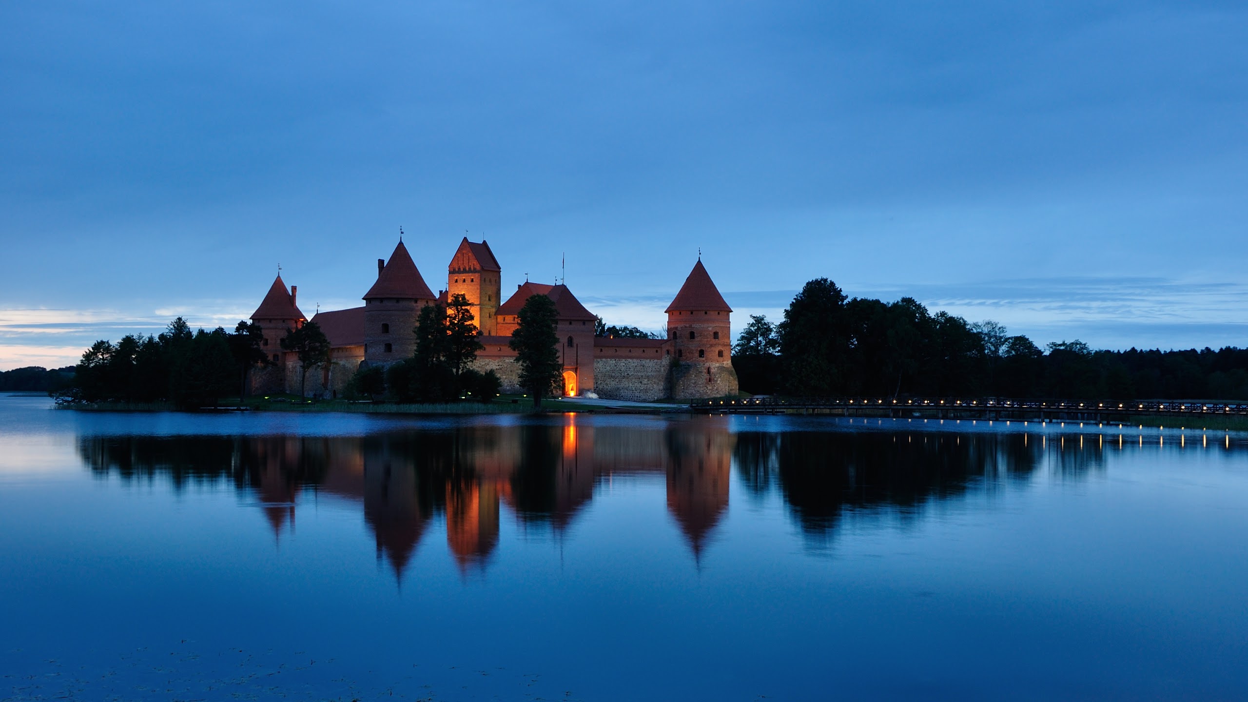 photo-public-and-historical-991