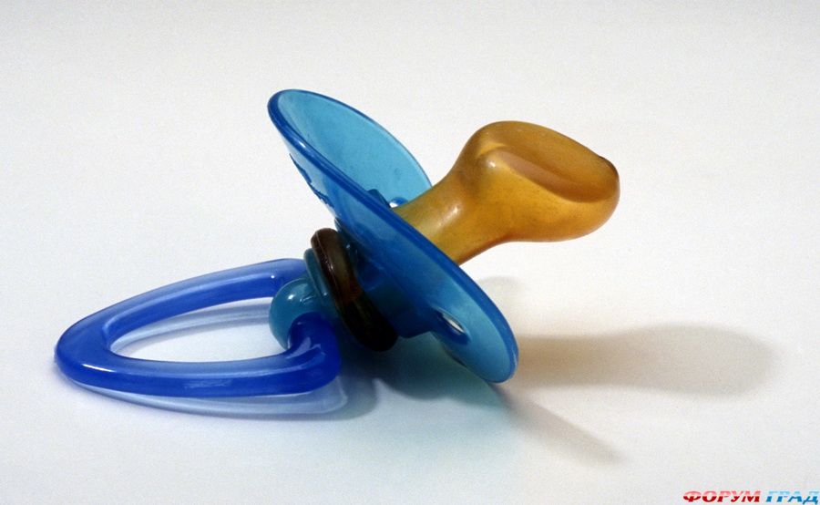 54 pystushka s kolcom