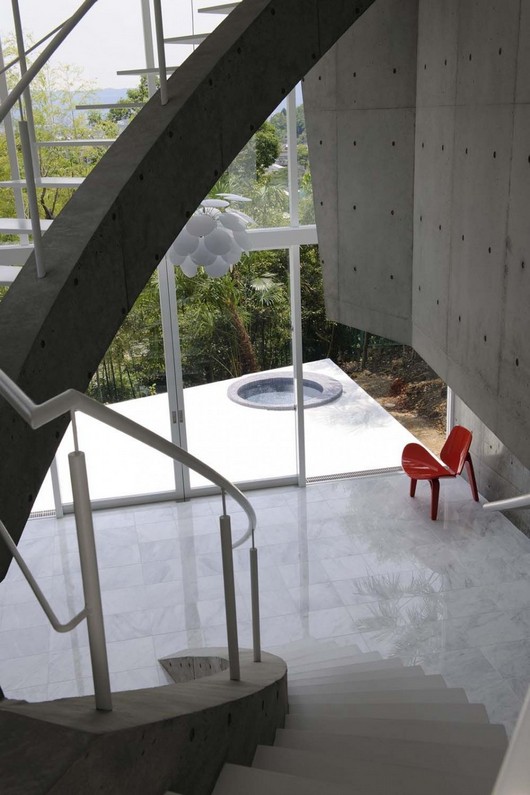 t-house-in-kyoto-fascinating-space-configuratio-09