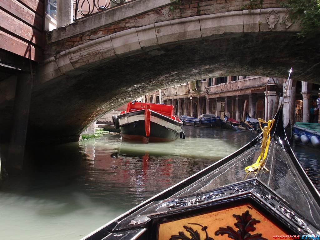 a-glimpse-of-venice-77646922